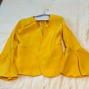 Philosophy size 6 yellow blazer with bell sleeves